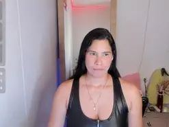 Hellen_pretty  live sex cam