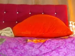 Swettbrown  live sex cam