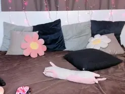 JuicyMilk  live sex cam