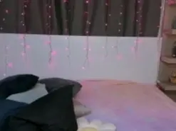 JuicyMilk  live sex cam