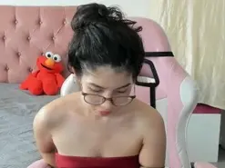 Miley777  live sex cam