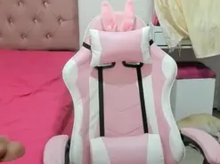 Miley777  live sex cam