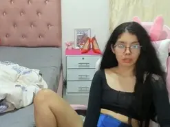 Miley777  live sex cam