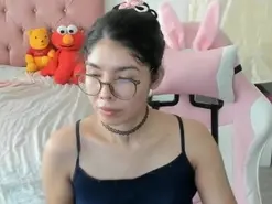 Miley777  live sex cam