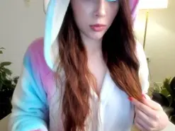 StacyLuxxe  live sex cam