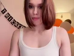 StacyLuxxe  live sex cam