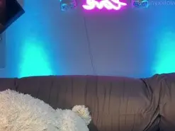 Bunnyslovers  live sex cam