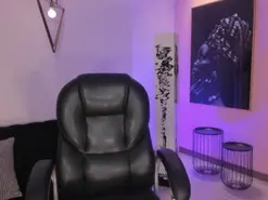 LizzHamilton  live sex cam