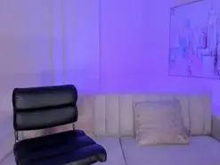 LizzHamilton  live sex cam