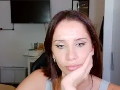 Atenea_m2  live sex cam