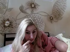 Yourrealgirl  live sex cam