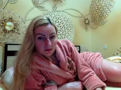 Yourrealgirl  live sex cam