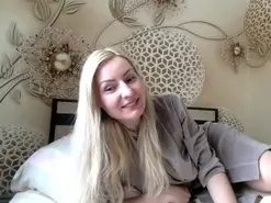 Yourrealgirl  live sex cam
