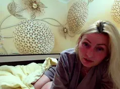 Yourrealgirl  live sex cam