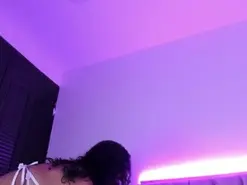 Ambeer_fox_  live sex cam