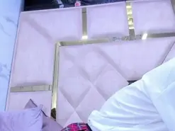 Bratz75  live sex cam