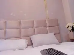 Melany__8  live sex cam