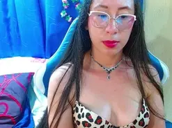 Gia_ana  live sex cam