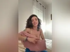 Annamoran99  live sex cam