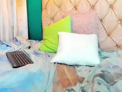 Isa_Squirt  live sex cam