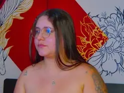 Lia_avalon_  live sex cam