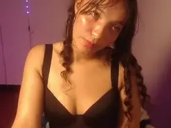 Sweetmiablue  live sex cam