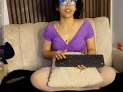 Laena_Castillo  live sex cam