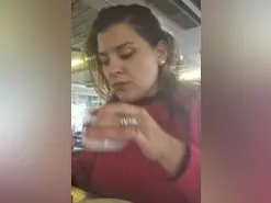 Avril_xo  live sex cam