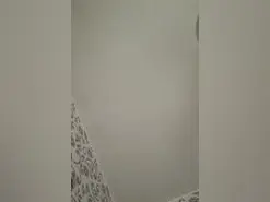 Avril_xo  live sex cam