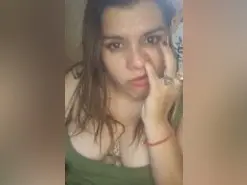 Avril_xo  live sex cam