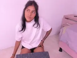 Melody_Mercy  live sex cam