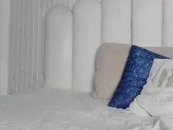 Frida-  live sex cam