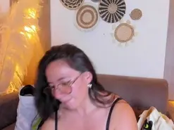Bella_sumers  live sex cam