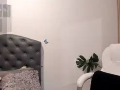 WhitneyRbabe  live sex cam