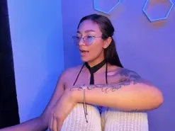 ASIAM_BRUNET  live sex cam