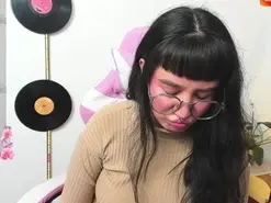 Hot_moon_18  live sex cam