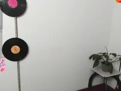 Hot_moon_18  live sex cam