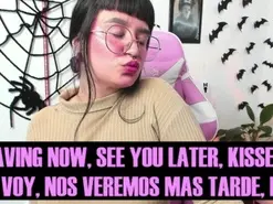 Hot_moon_18  live sex cam
