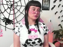 Hot_moon_18  live sex cam