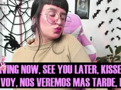Hot_moon_18  live sex cam