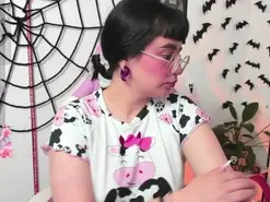 Hot_moon_18  live sex cam
