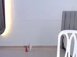 Lailaatyler  live sex cam