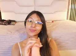 HollyJonesVS  live sex cam