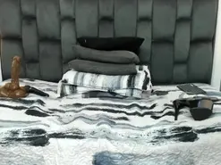 MartinaMadisson  live sex cam