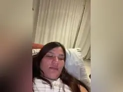 Yanetsexy4  live sex cam