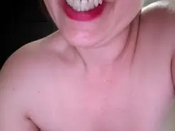 Luciamilf  live sex cam