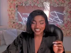 SavannahStorm  live sex cam