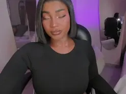 SavannahStorm  live sex cam