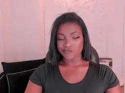 SavannahStorm  live sex cam