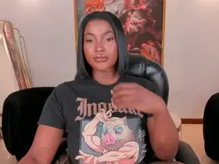SavannahStorm  live sex cam